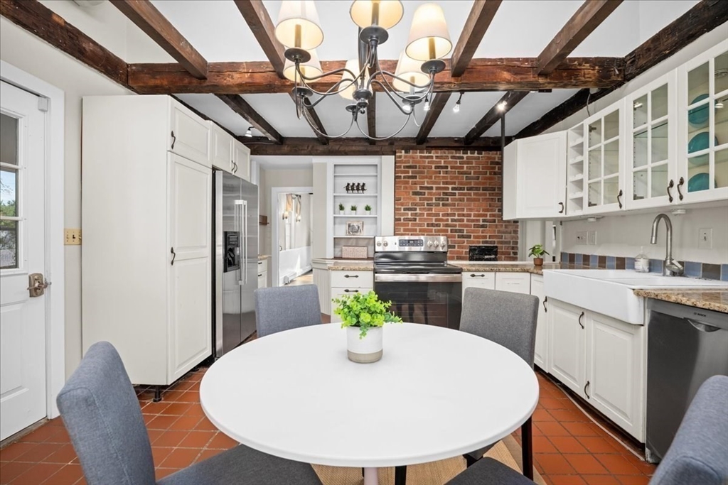 19 Gilmore Road, Southborough