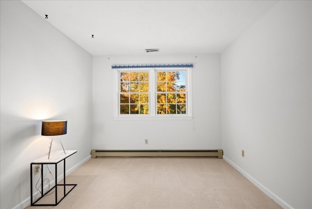 9 John Matthews Rd, Southborough