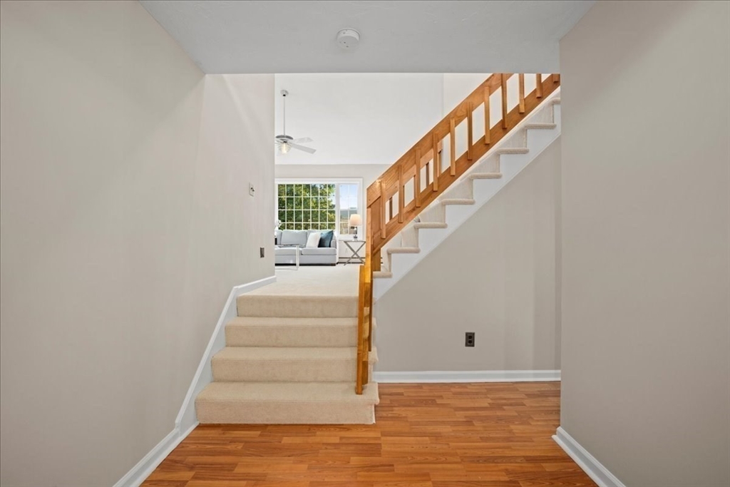 9 John Matthews Rd, Southborough