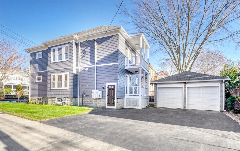 114-116 West Wyoming Ave # 1