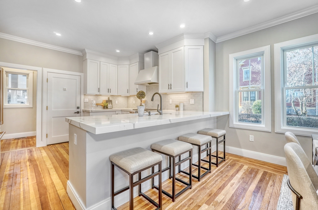 114-116 West Wyoming Ave # 1