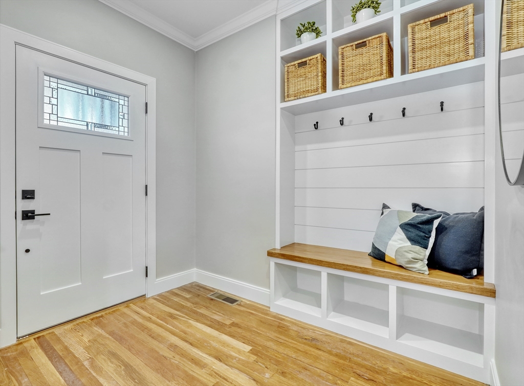 114-116 West Wyoming Ave # 1