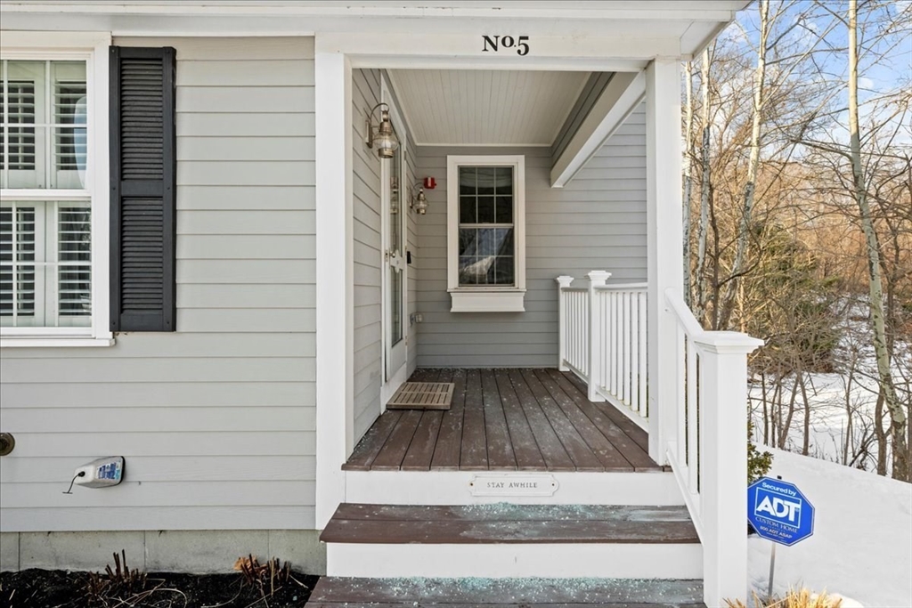 5 Country Candle Lane # 5