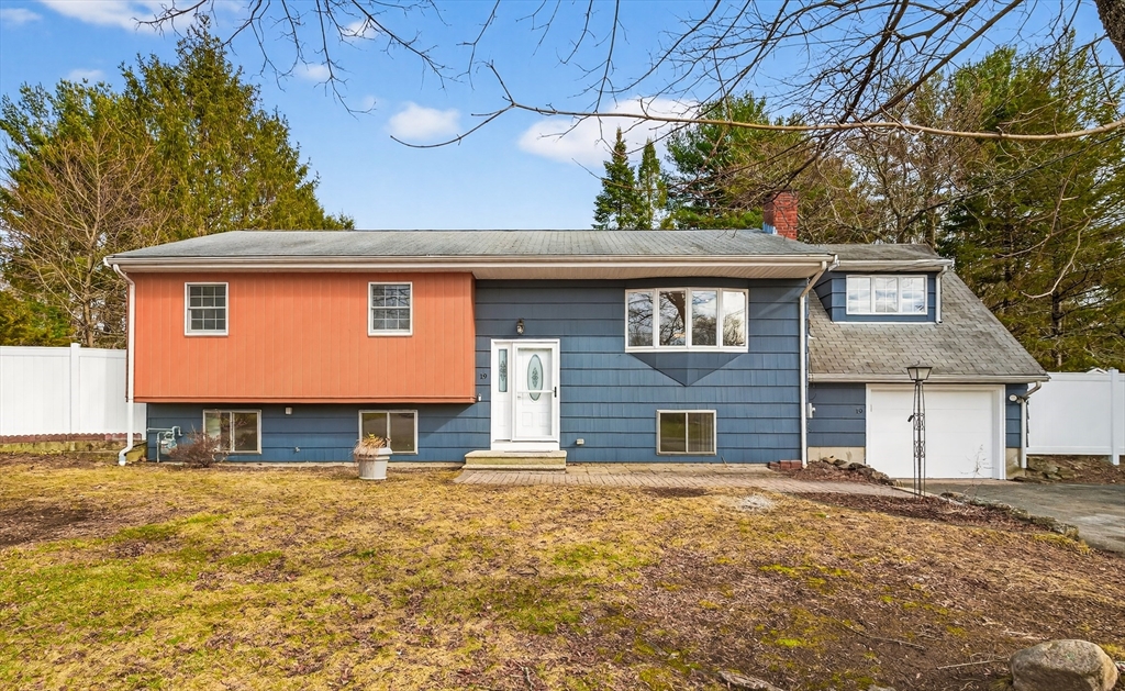 19 Sahlin Cir