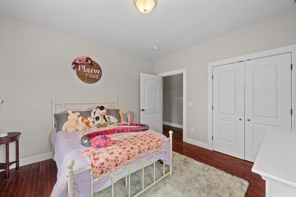 126 Howe St