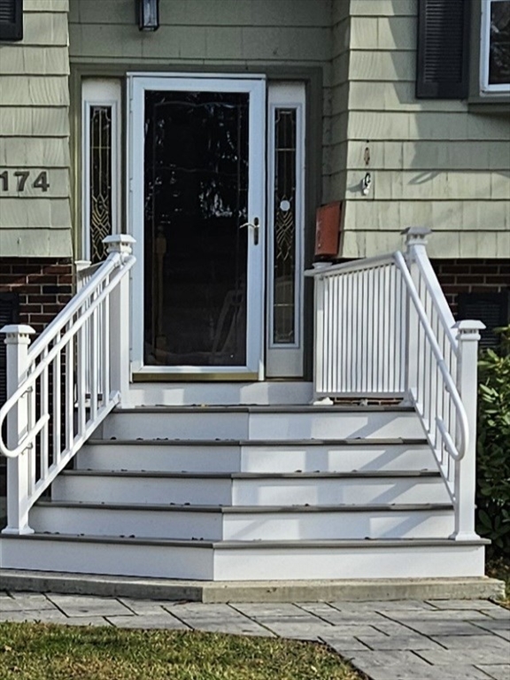 174 Helen Dr