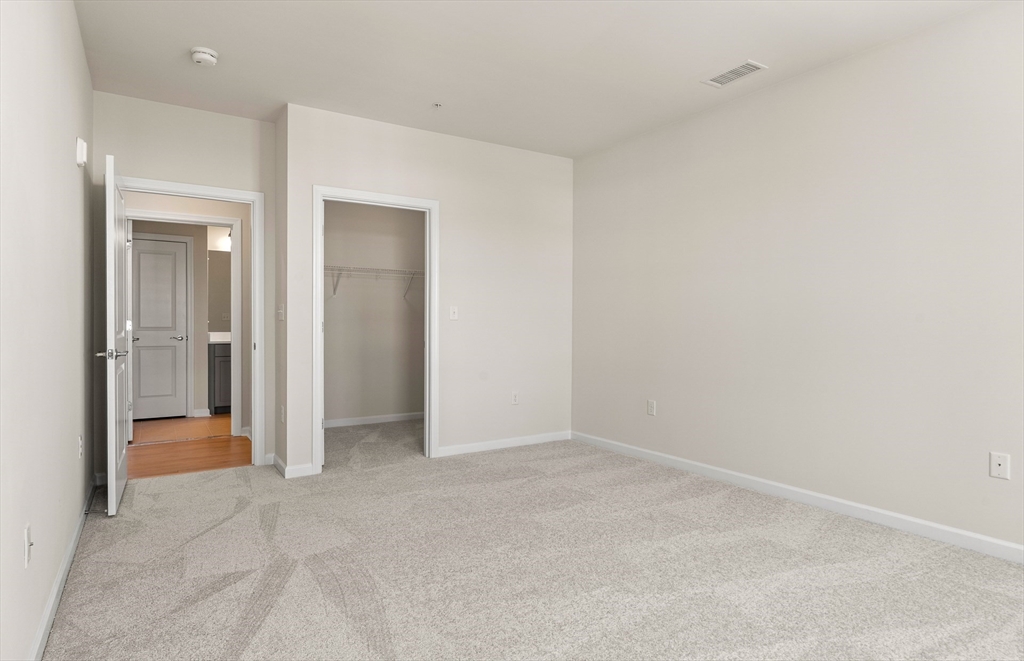 5 Peters Farm Way # 109