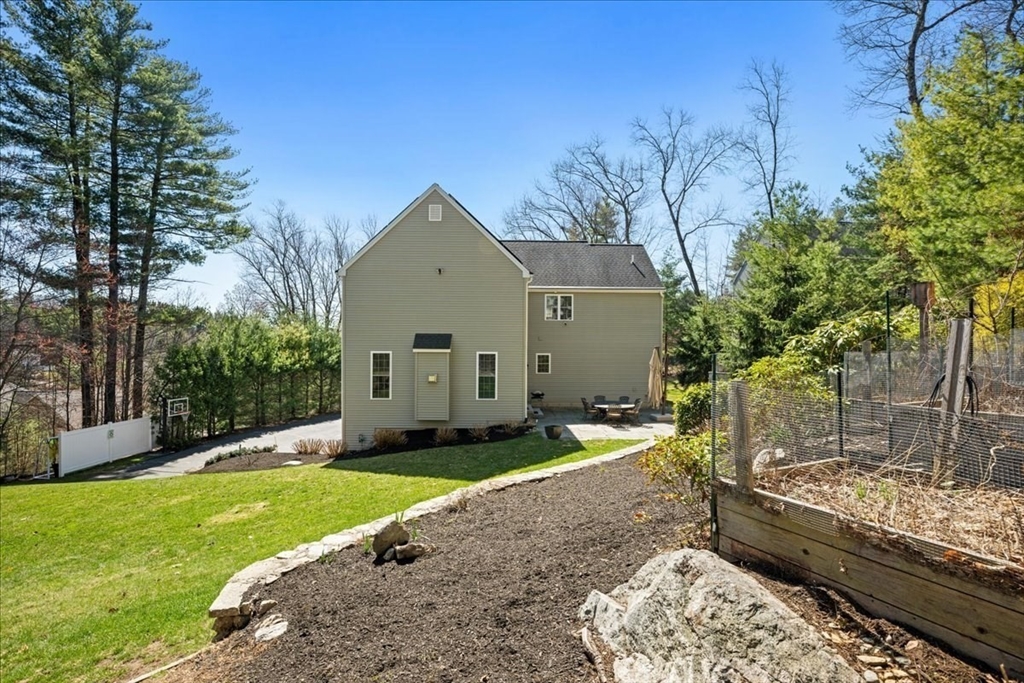 3 Foxhill Drive