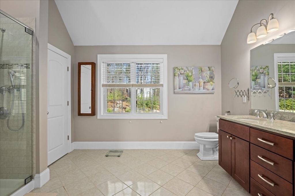 3 Foxhill Drive