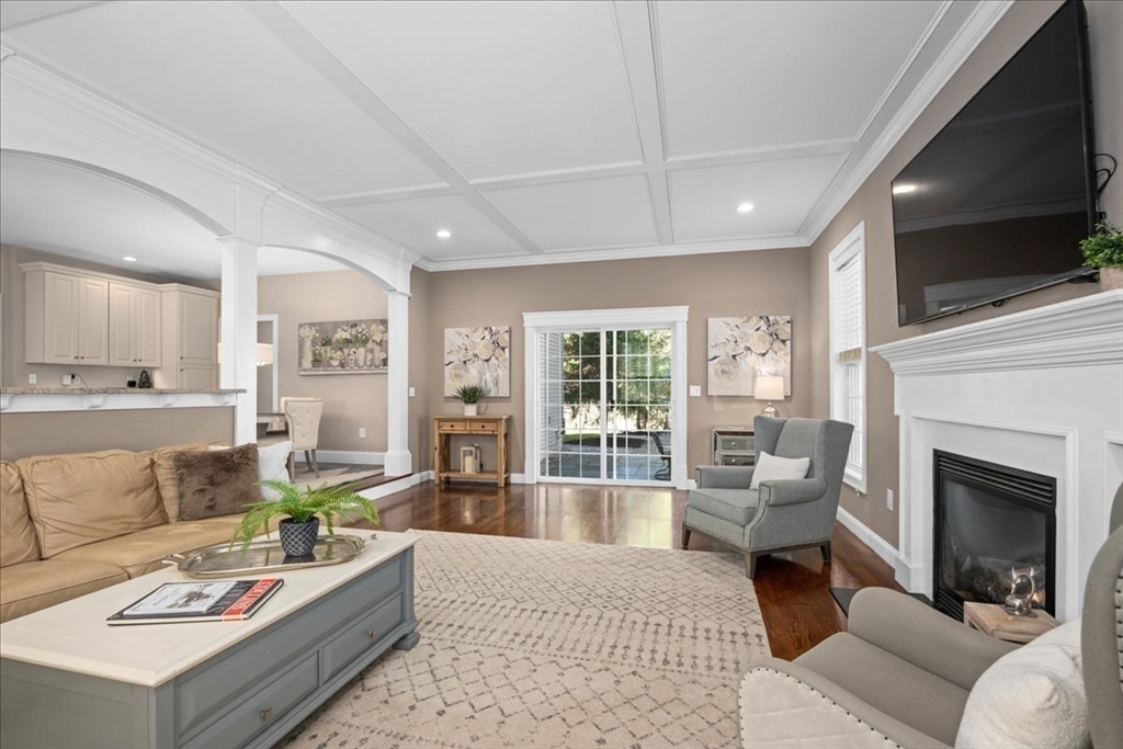 3 Foxhill Drive