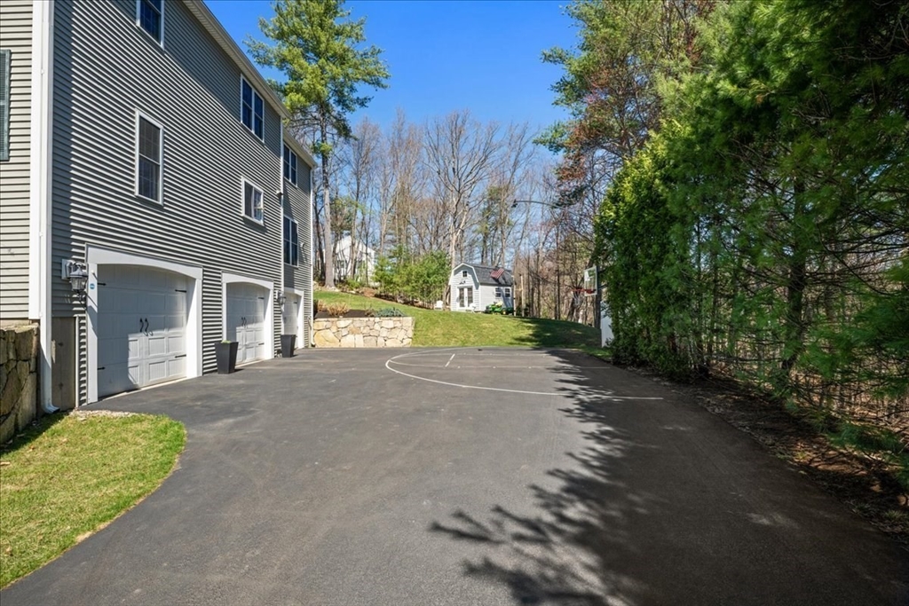 3 Foxhill Drive