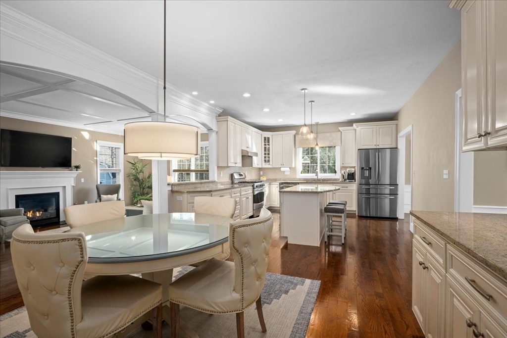 3 Foxhill Drive