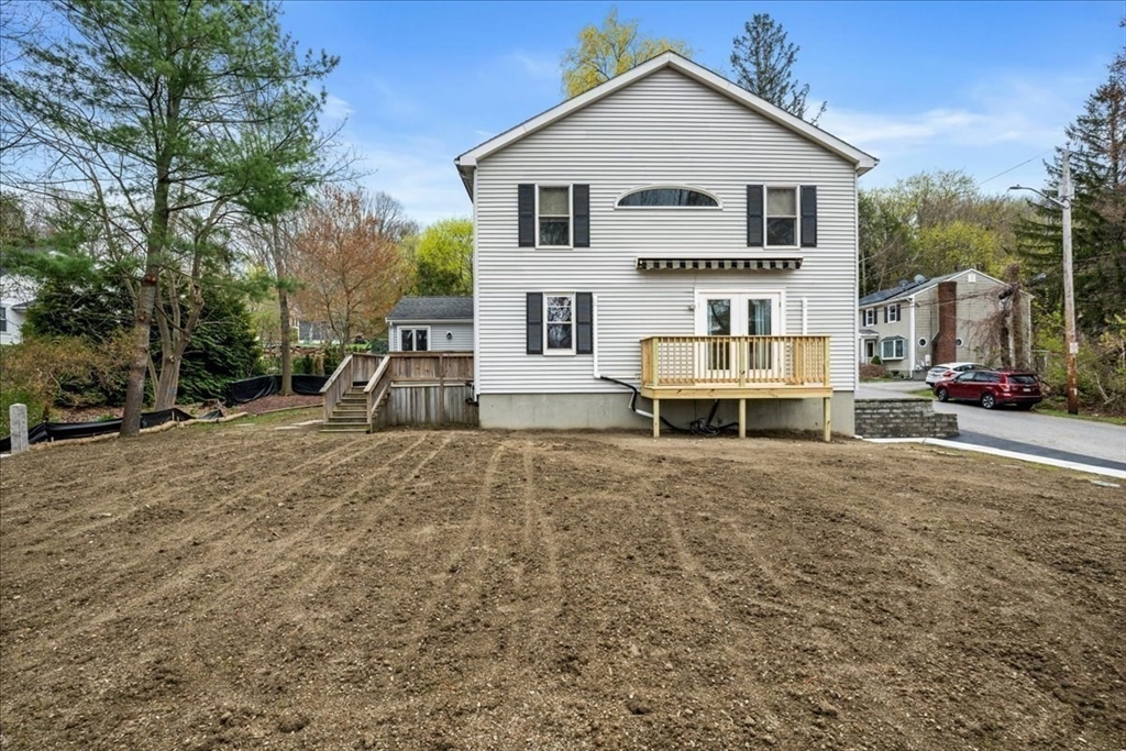 6 Brook Lane