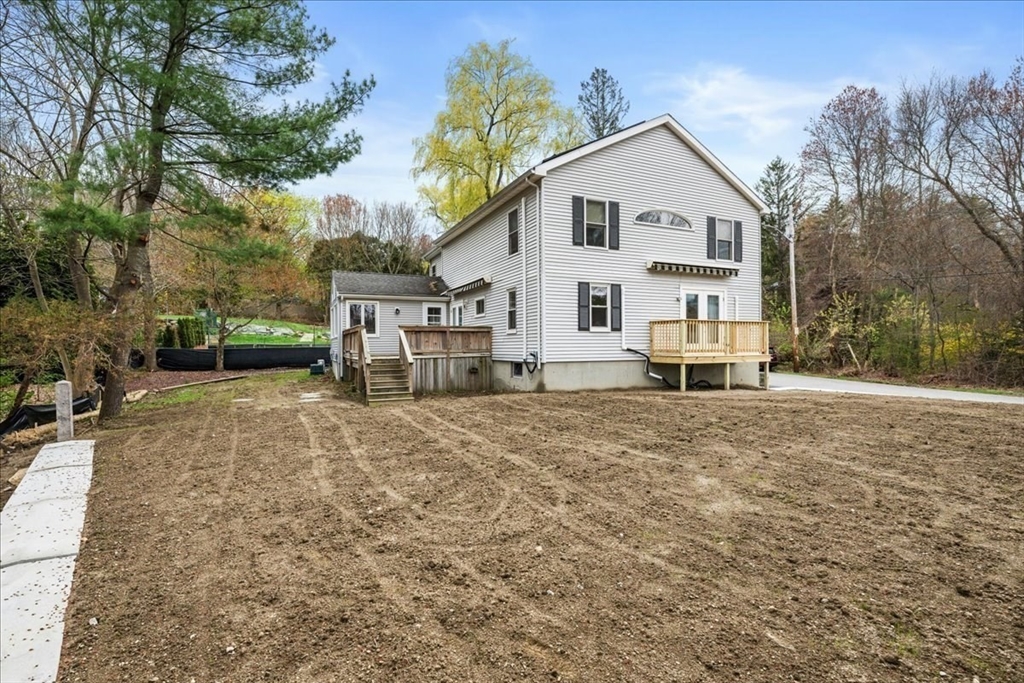 6 Brook Lane
