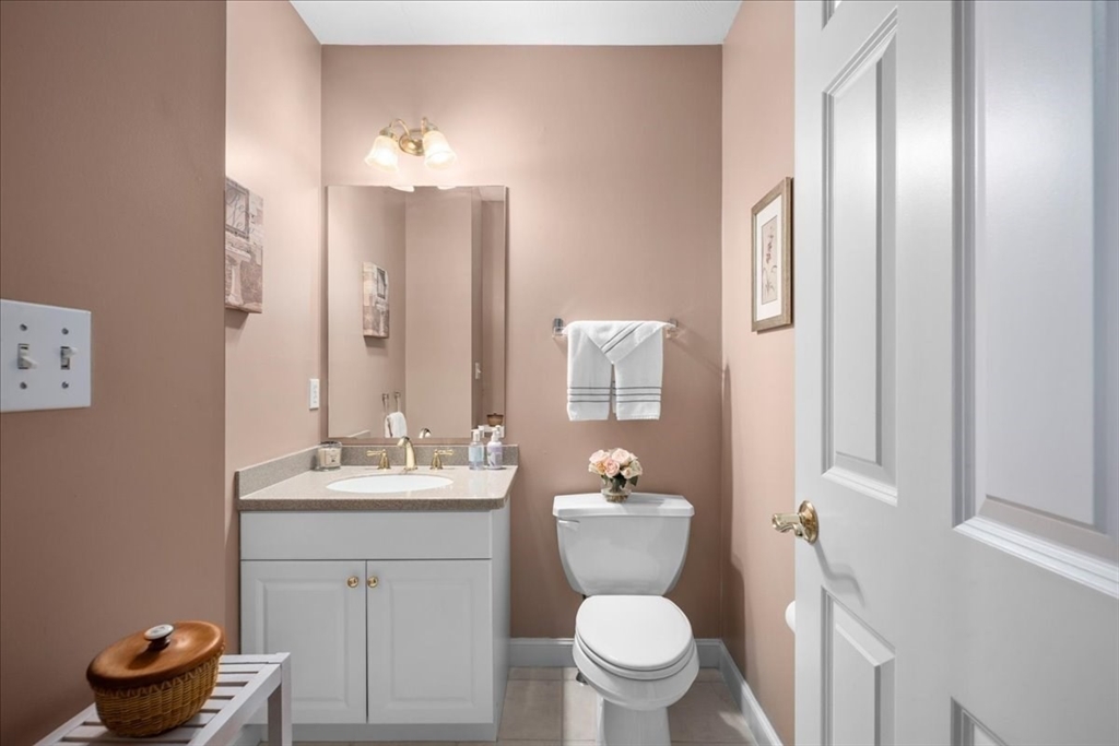 1 Aspenwood Cir # 1