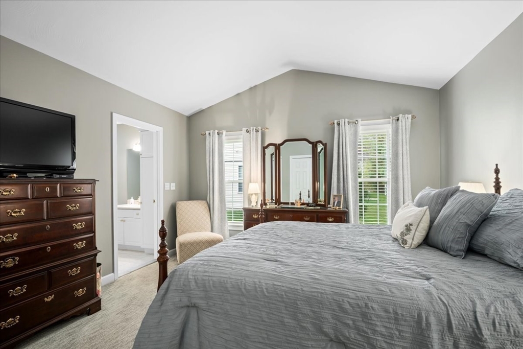 1 Aspenwood Cir # 1