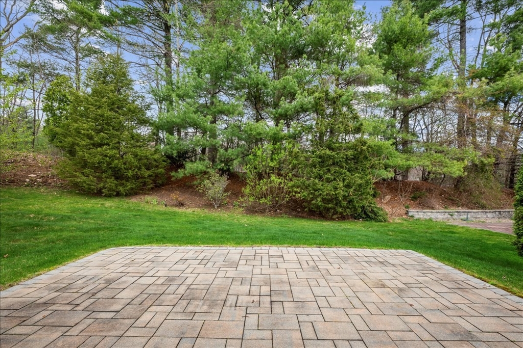 1 Aspenwood Cir # 1