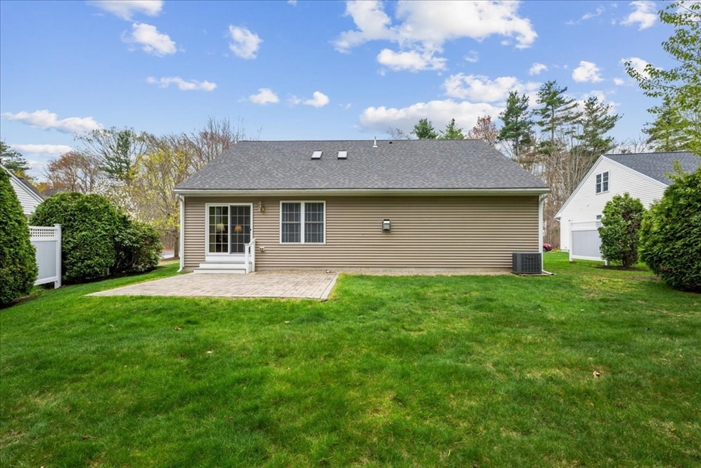 1 Aspenwood Cir # 1