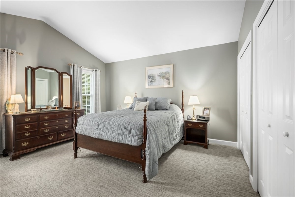 1 Aspenwood Cir # 1