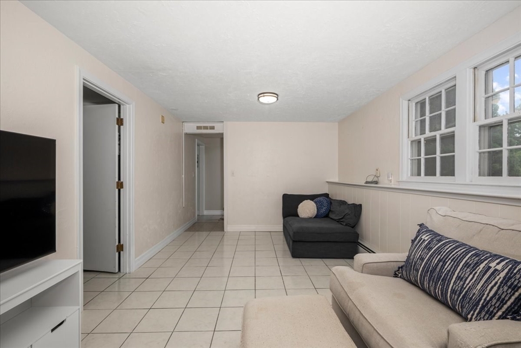 3 Bantry Rd