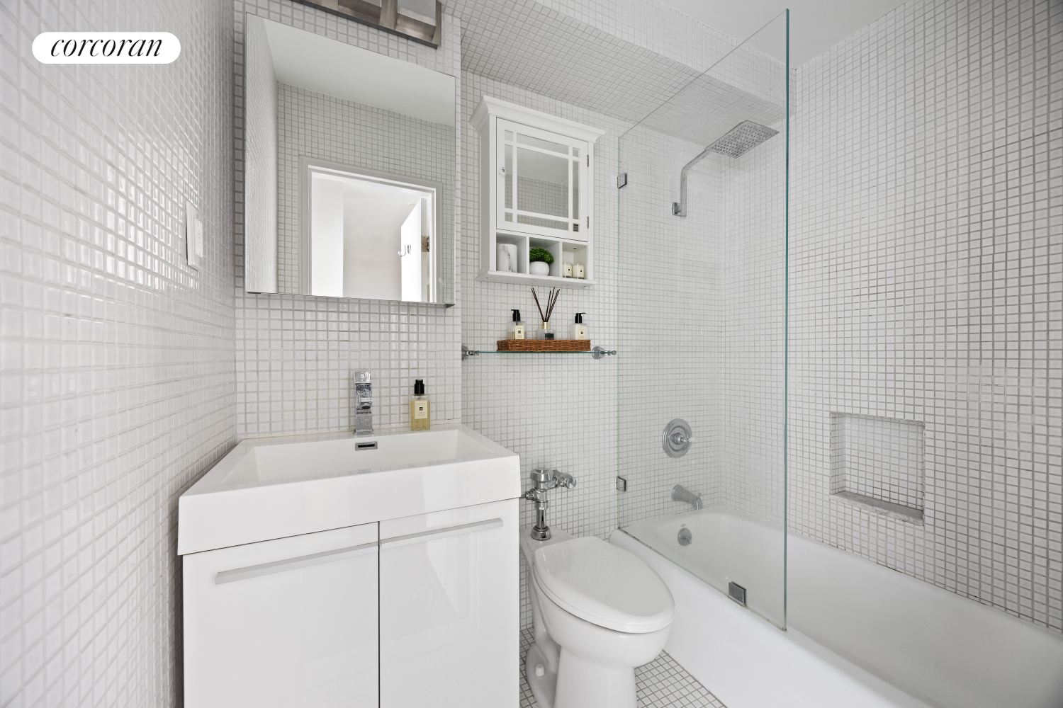 32 GRAMERCY Park S 7F