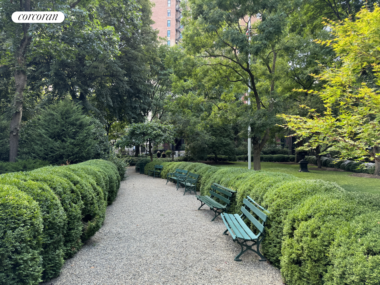 32 GRAMERCY Park S 7F
