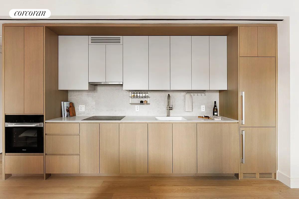 428 W 19TH Street 4D