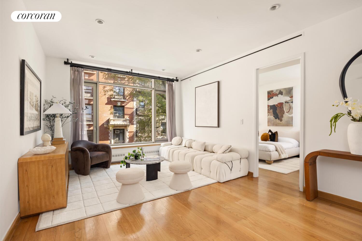 132 E 30TH Street FLOOR4