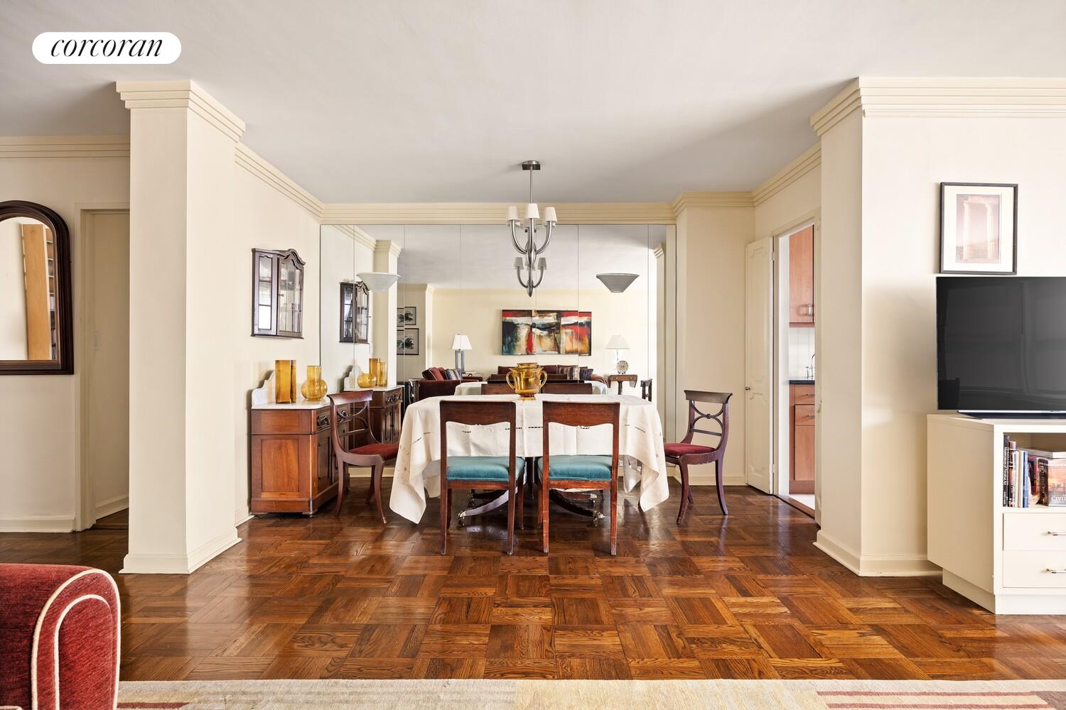 70 E 10TH Street 20C