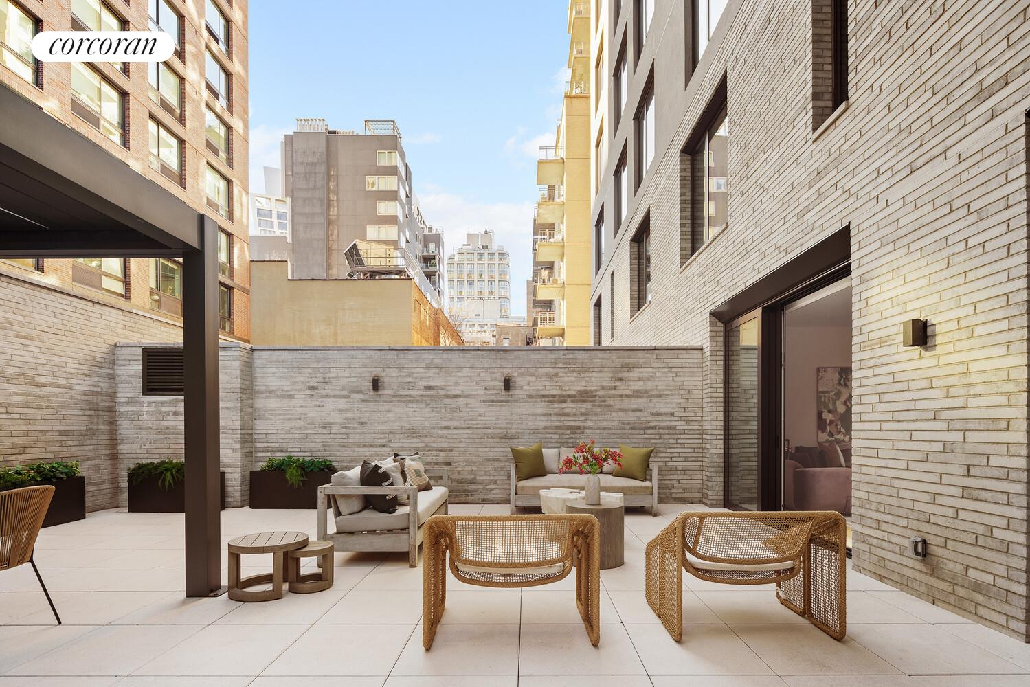 428 W 19TH Street THB