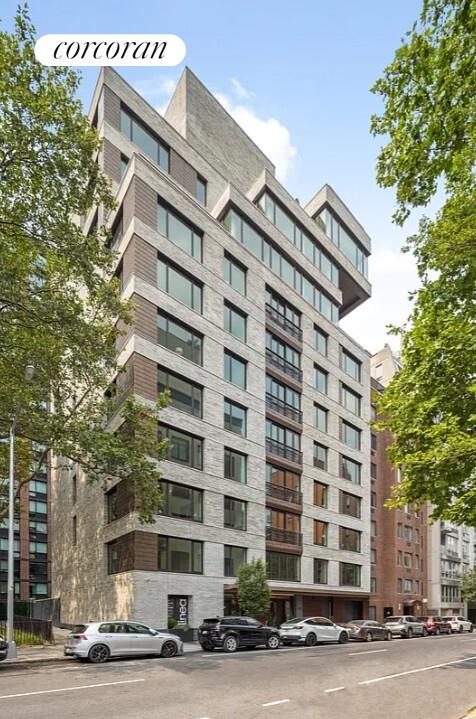 428 W 19TH Street 6A