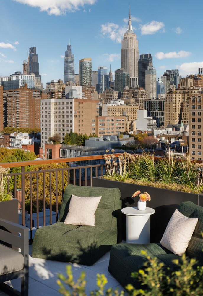 428 W 19TH Street 6A