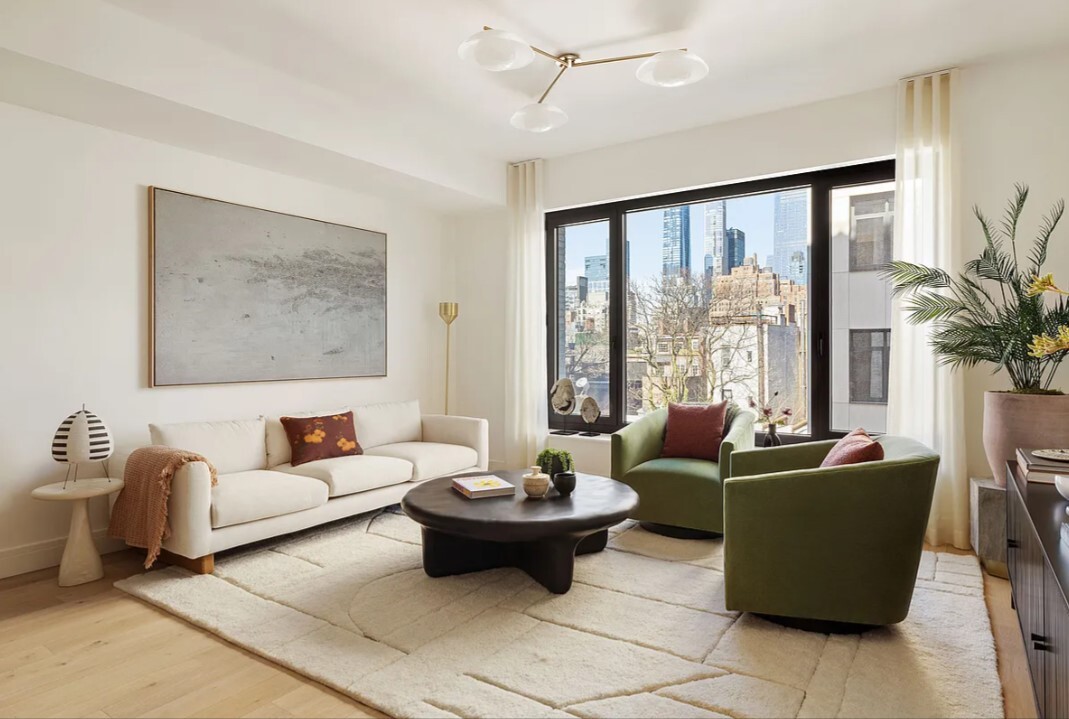 428 W 19TH Street 6A