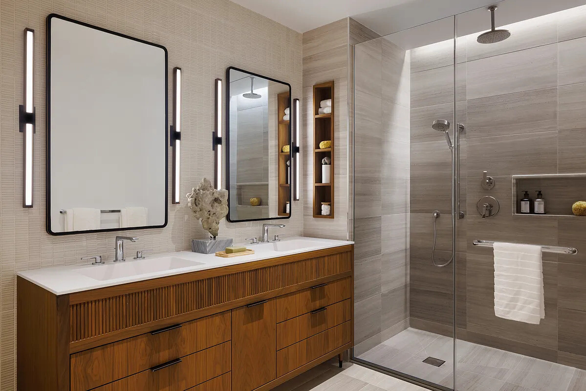 428 W 19TH Street 7A