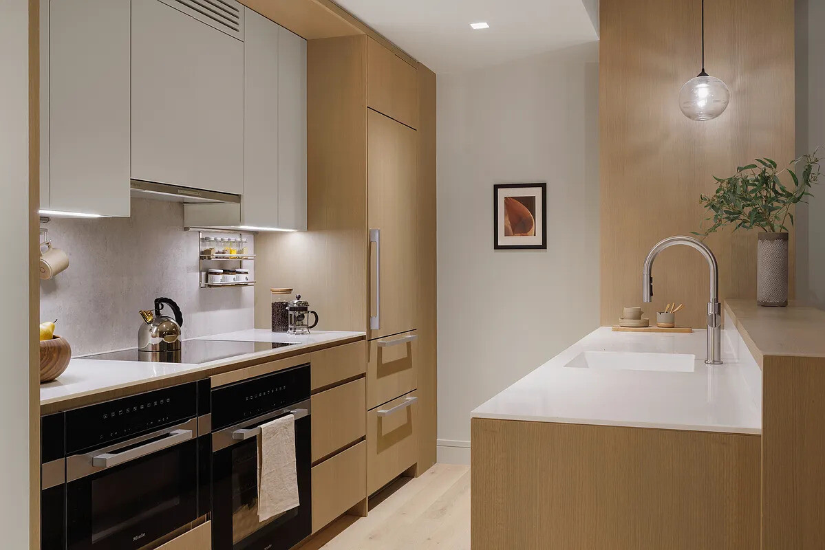 428 W 19TH Street 6B
