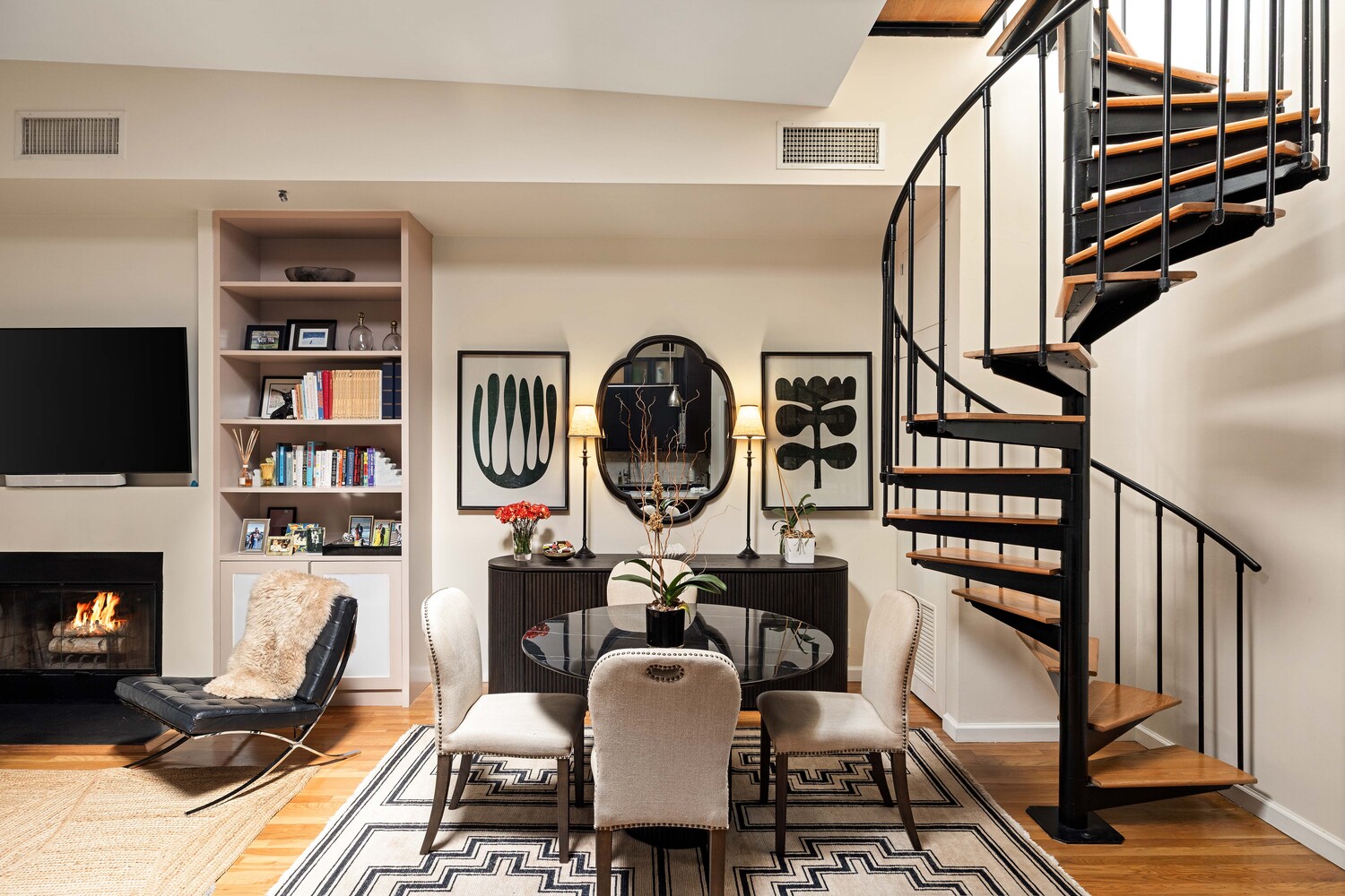240 E HOUSTON Street PHD