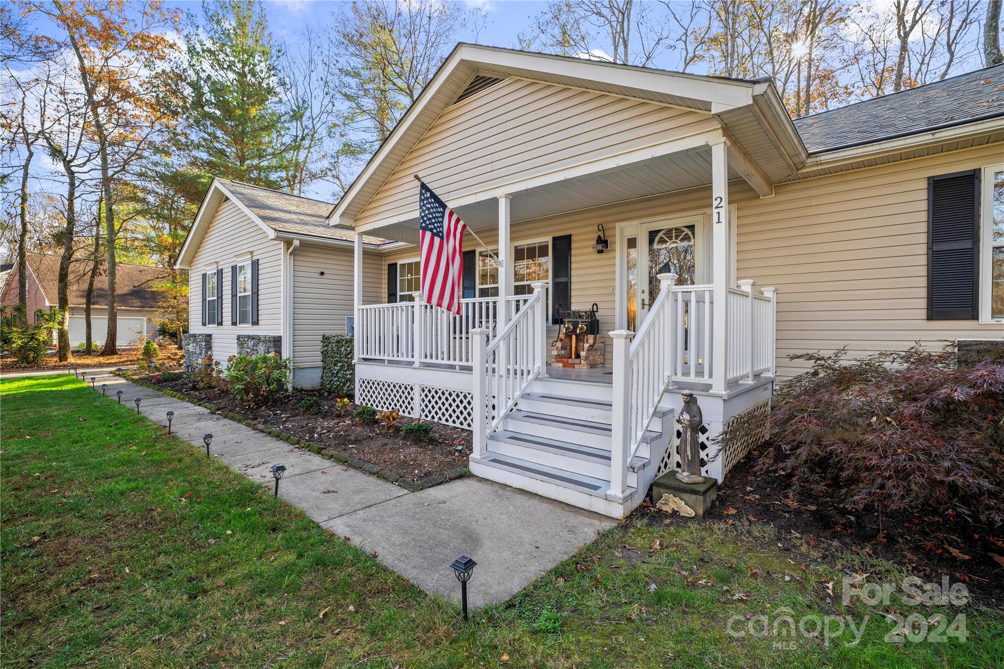 21 Partridge Berry Loop