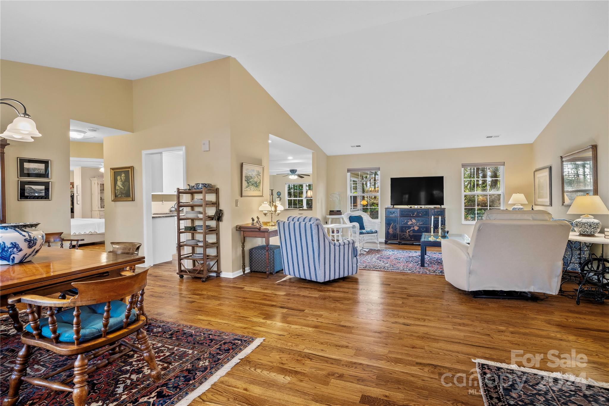 21 Partridge Berry Loop