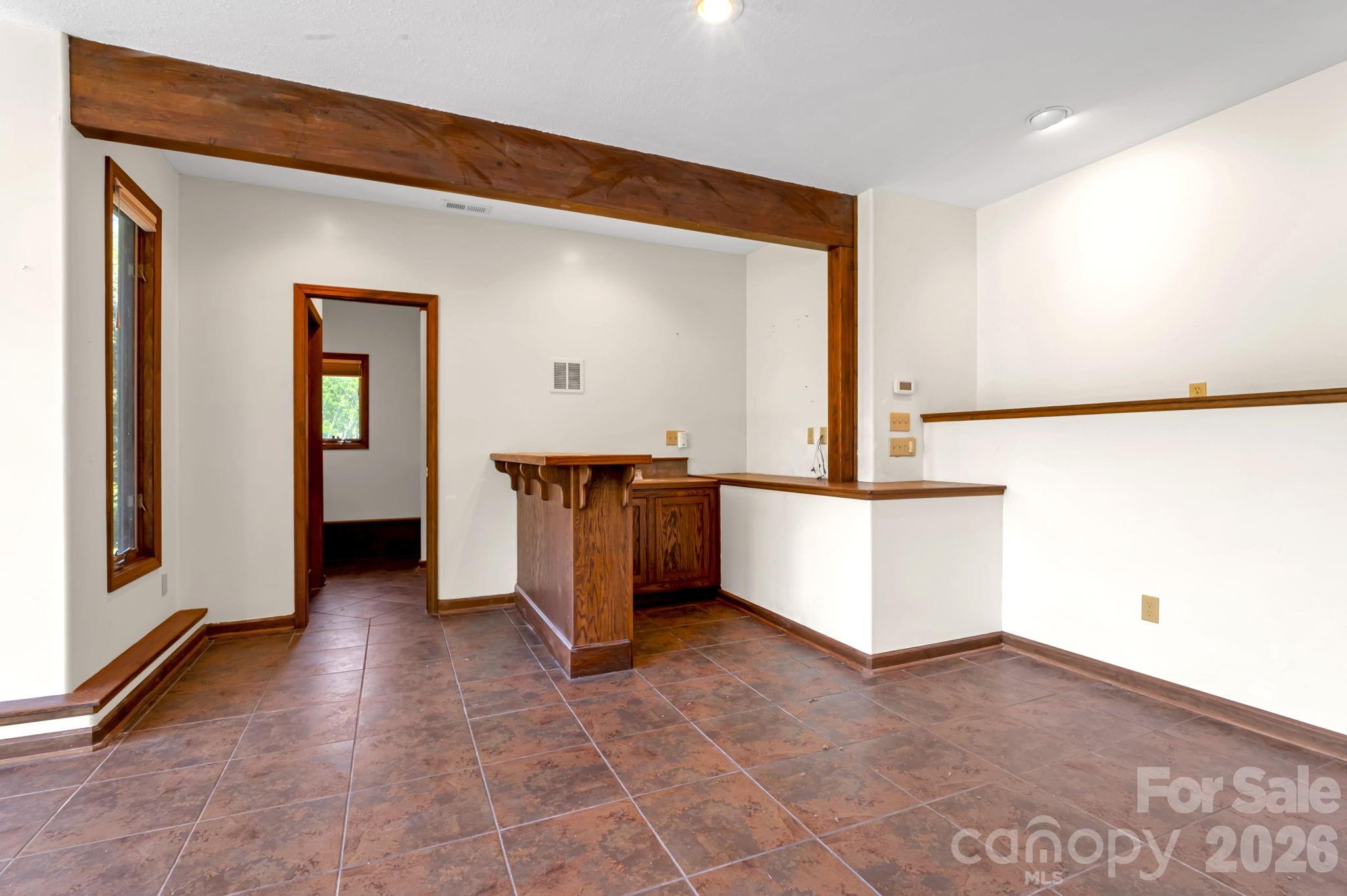 3104 Cove Loop Road