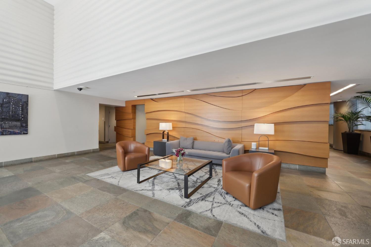 301 Main Street # 35F