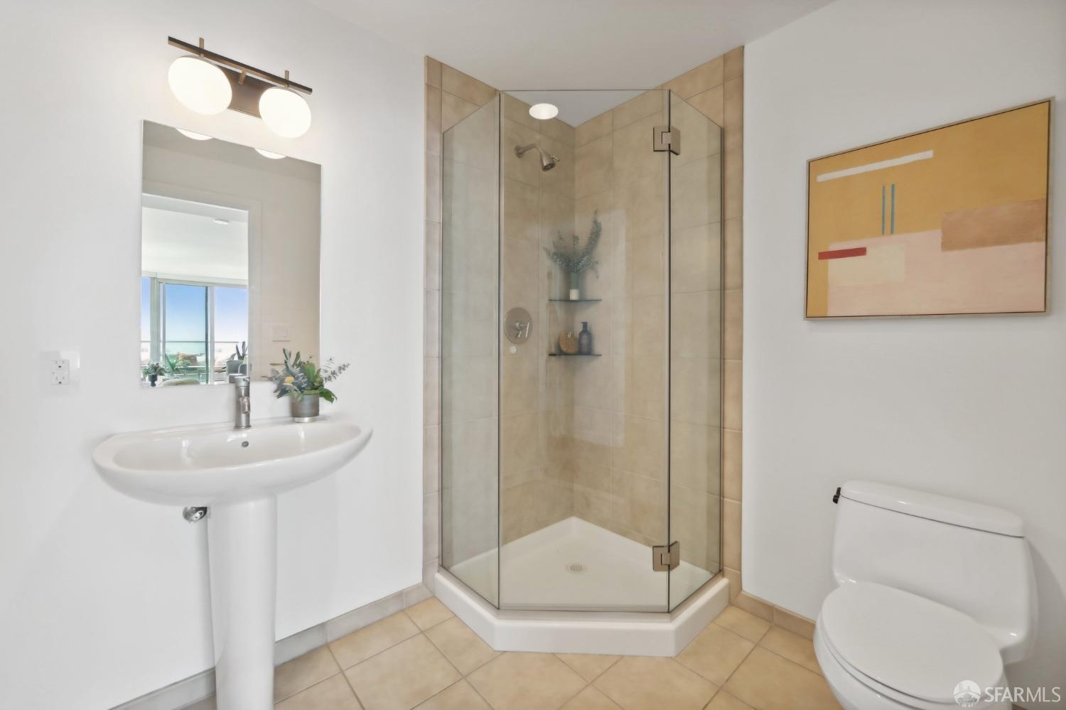 301 Main Street # 35F