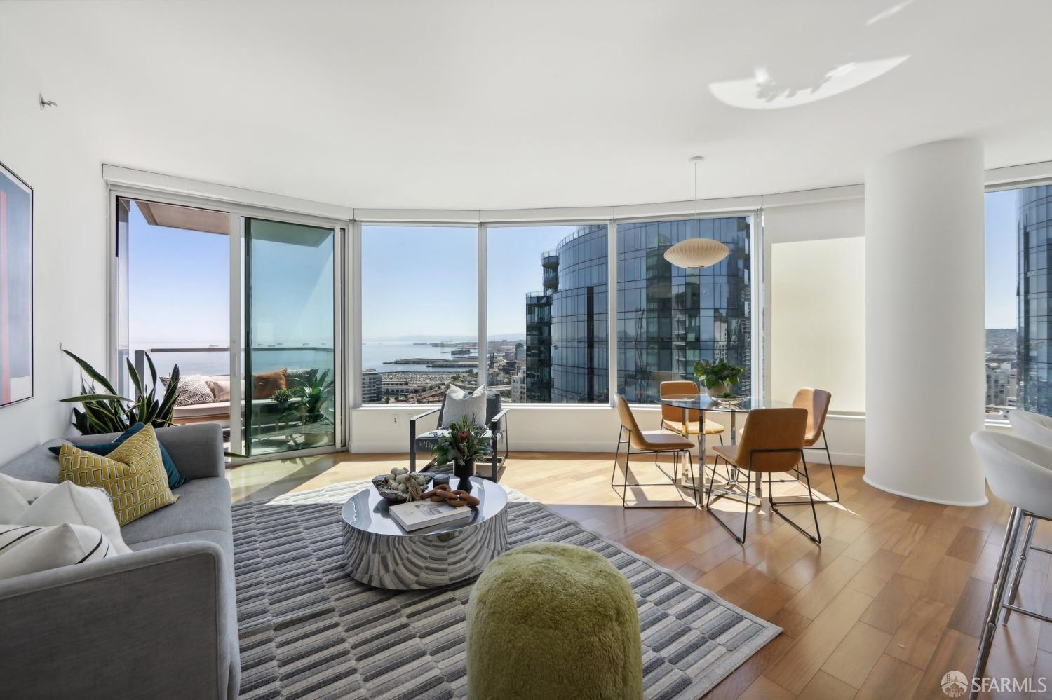 301 Main Street # 35F