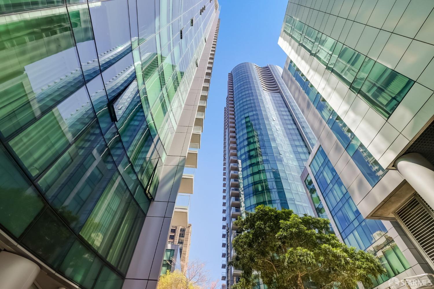 301 Main Street # 35F
