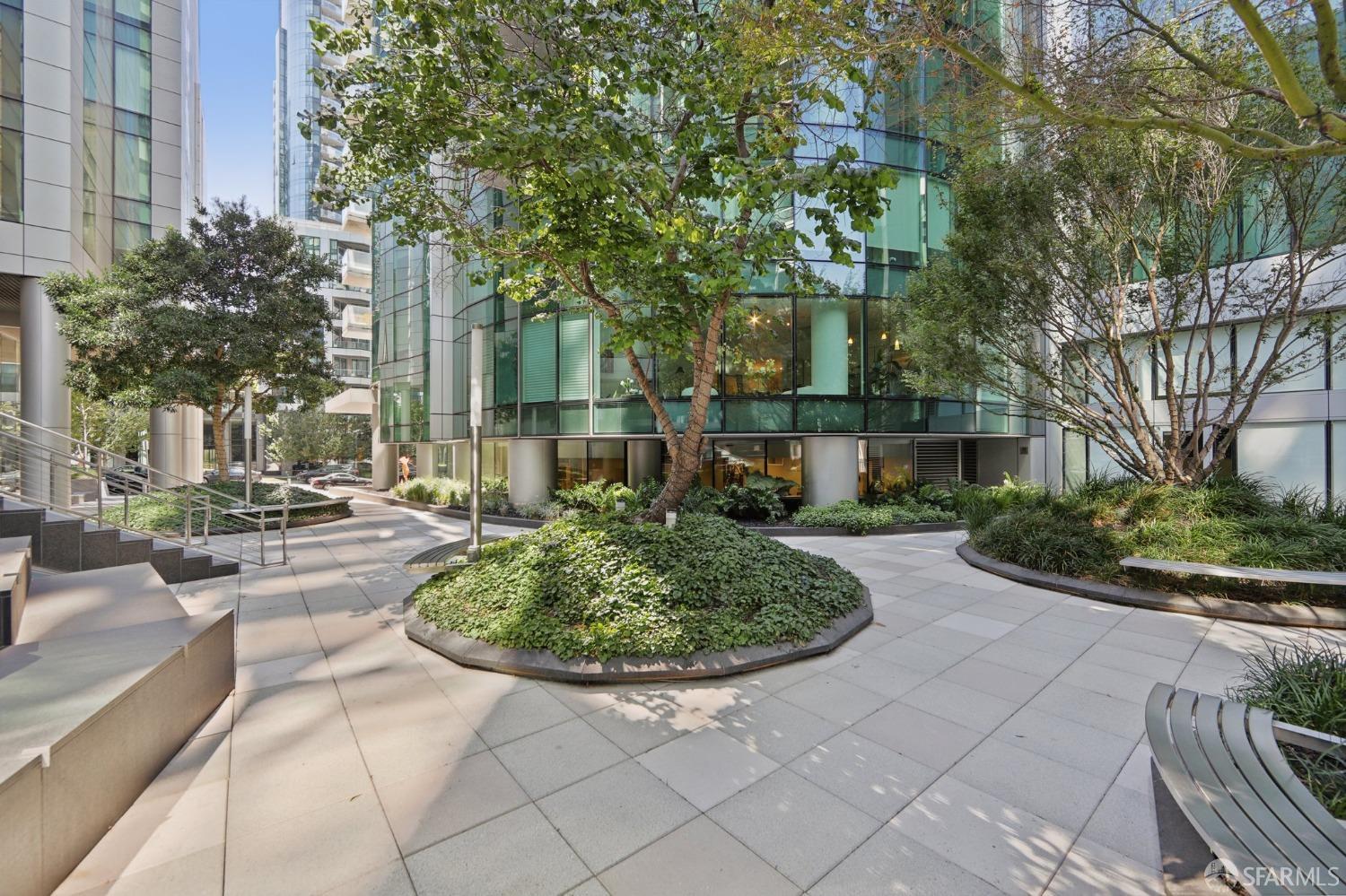 301 Main Street # 35F