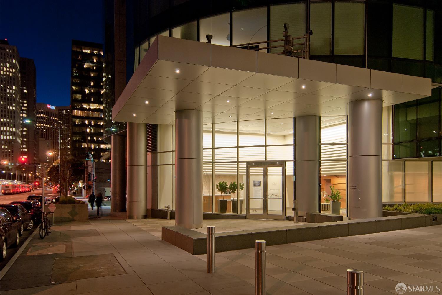 301 Main Street # 35F