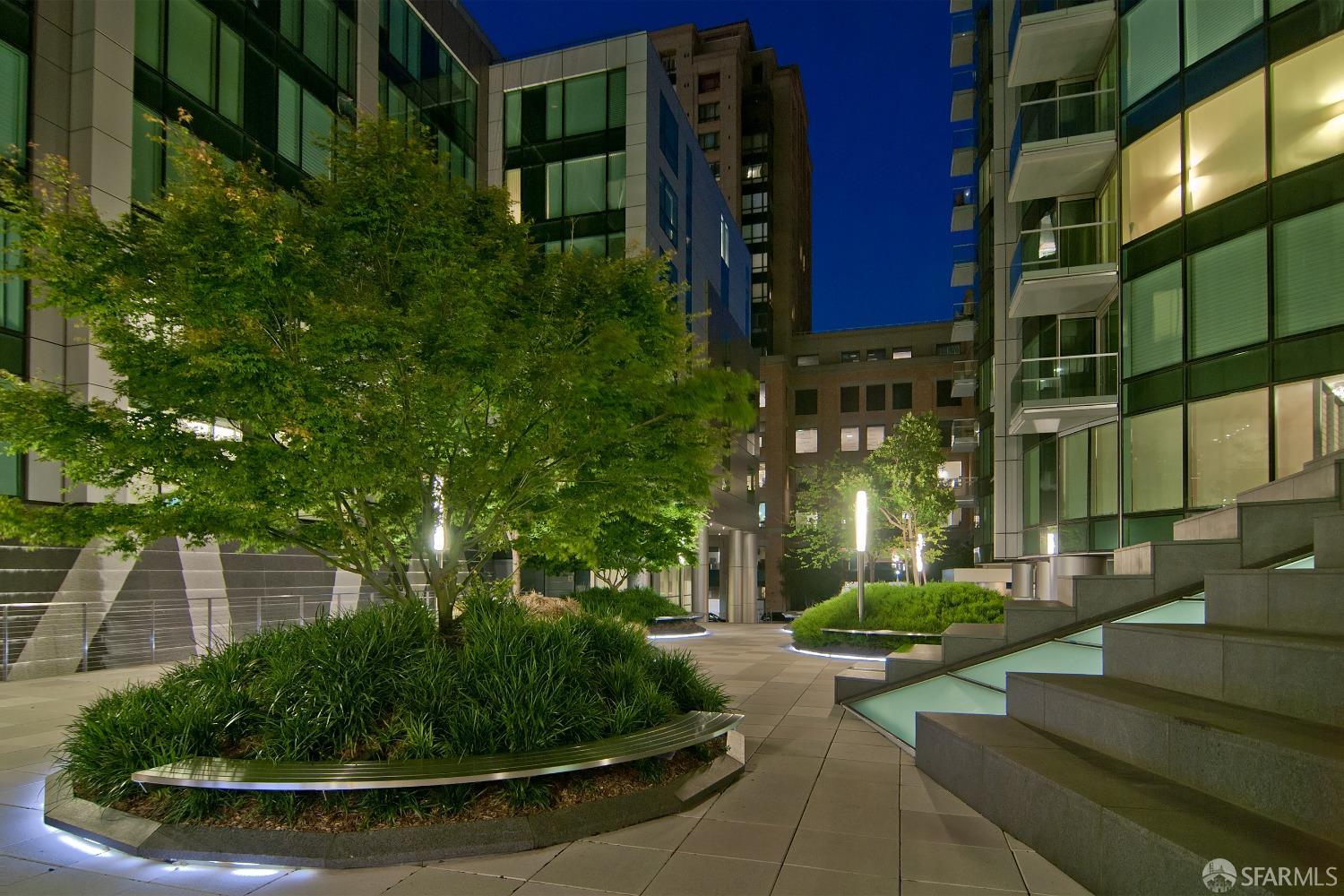 301 Main Street # 35F