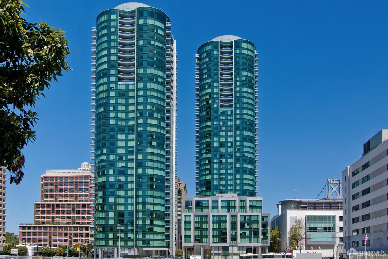 301 Main Street # 35F