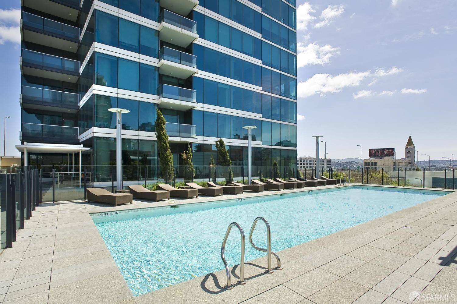 425 1st Street # 4404