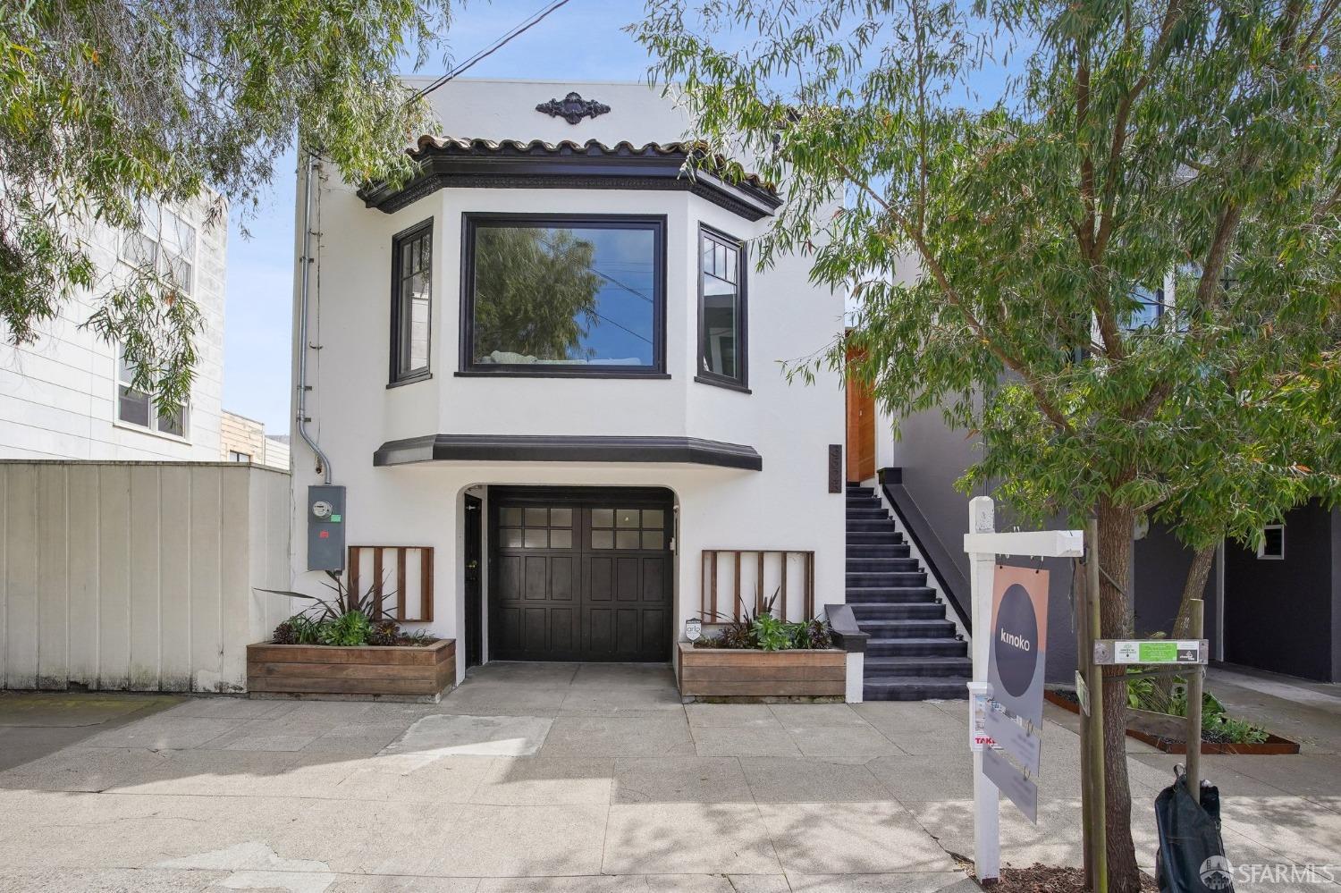 3525 Cabrillo Street