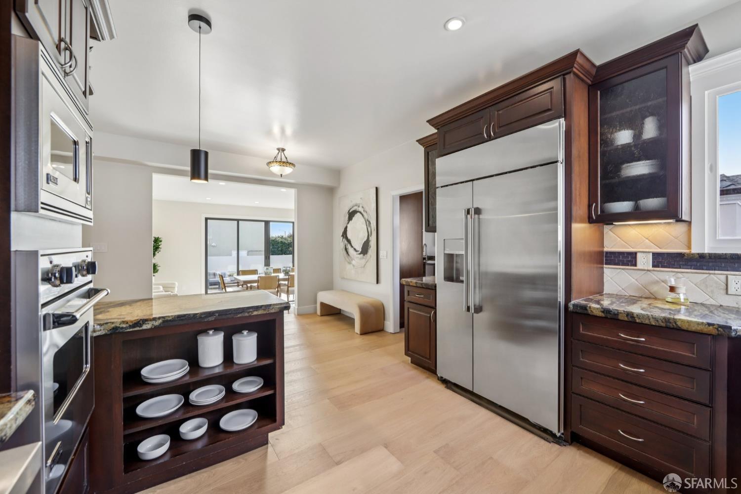 255 Crestlake Drive
